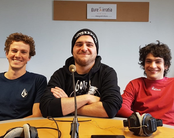 xixon_baguette_elkartearen_erdigunean_metal_musika